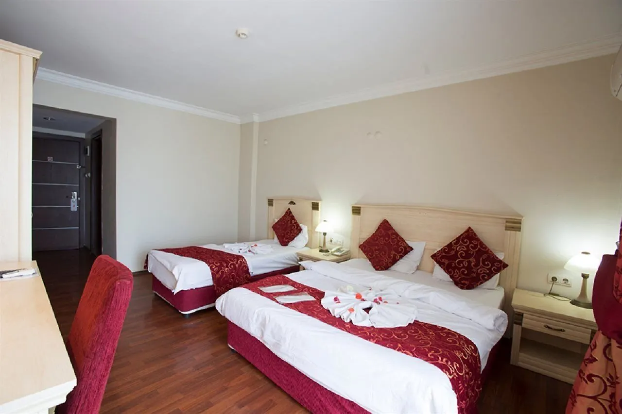 Dabaklar Hotel Kuşadası